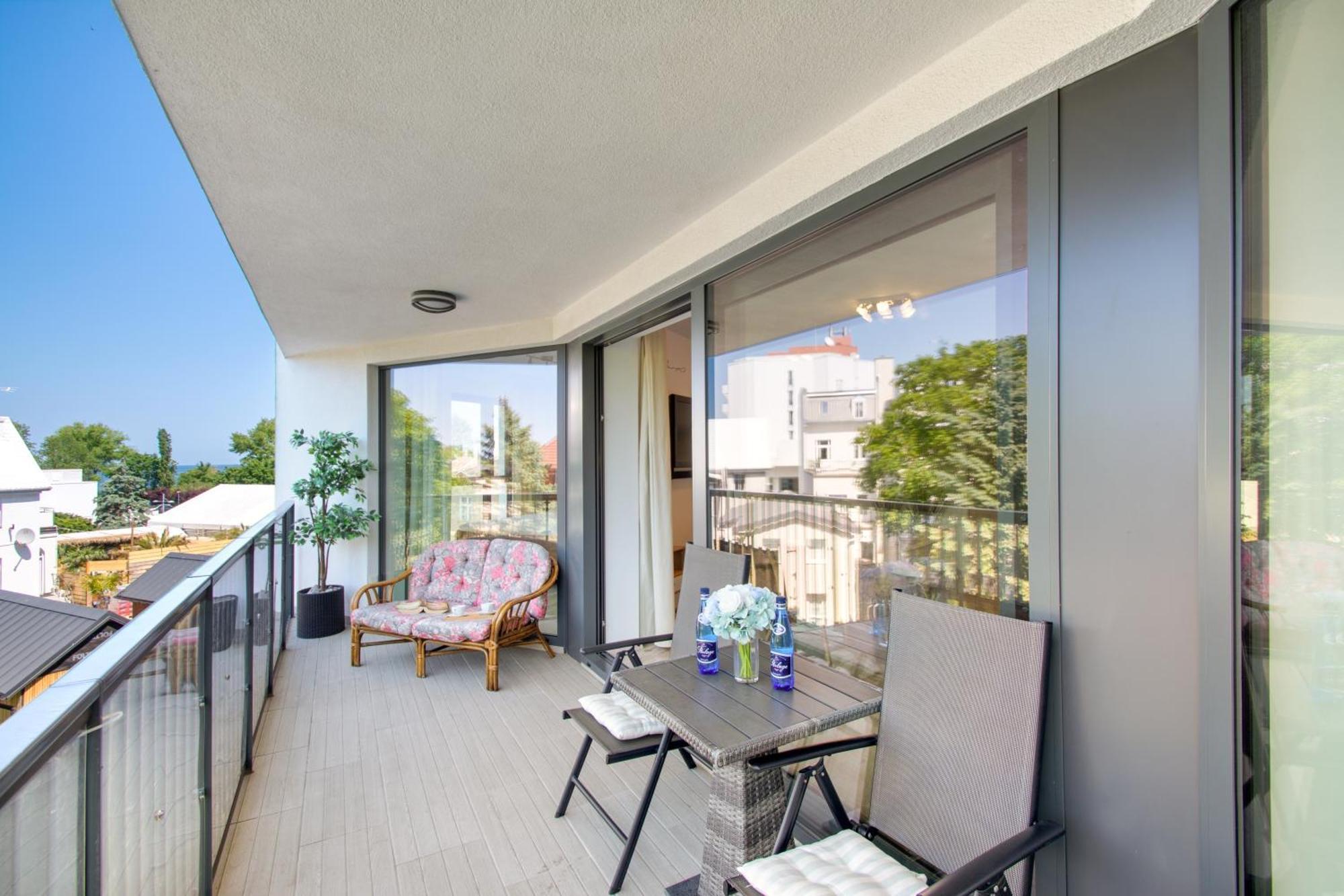 Apartamenty Horyzont Seaview By Rent Like Home Miedzyzdroje Exterior photo